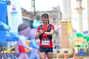 BIB: 5024, 
                            <button type="button" onclick="openModal(24884585)" class="btn btn-primary btn-sm float-right btn-popup" data-toggle="modal" data-target=".modal-high-quality">
                        <i class="fas fa-shopping-cart"></i> Add to Cart
                    </button>
                                            <button type="button" onclick="isThisMe(24884585, true)" class="btn btn-success btn-sm float-right btn-popup btn-isme hidden" data-toggle="tooltip" data-placement="bottom" title="นี่คือรูปของคุณใช่ไหม คลิกที่นี่เพื่อเอาเข้าอัลบั้ม">
                        <i class="fas fa-plus"></i> Add to album
                    </button>
                    <button type="button" onclick="isThisMe(24884585, false)" class="btn btn-warning btn-sm float-right btn-popup btn-isnotme hidden">
                        <i class="fas fa-ban"></i> Remove from album
                    </button>